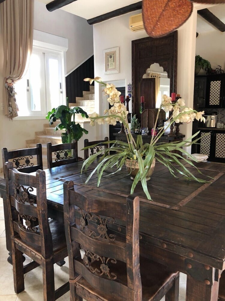 Villa Habibi Coson