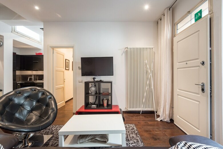 Art Gallery Apartment In Florence