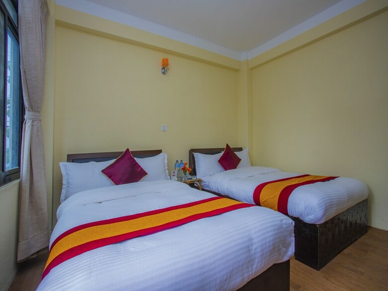Oyo 460 Hotel Landmark