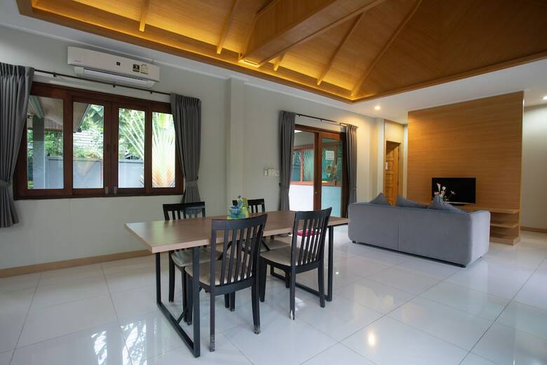 Hotel Rawica Villas Phuket