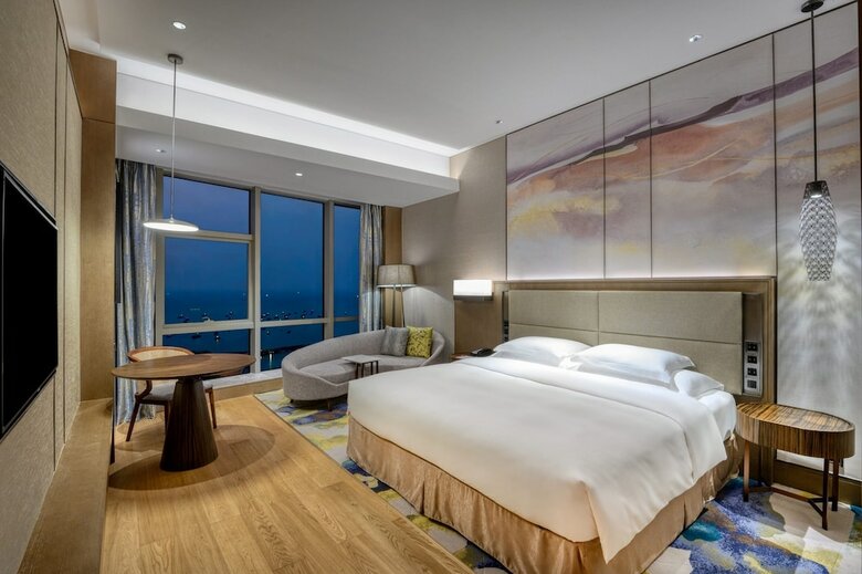 Hotel Crowne Plaza Beihai Silver Beach