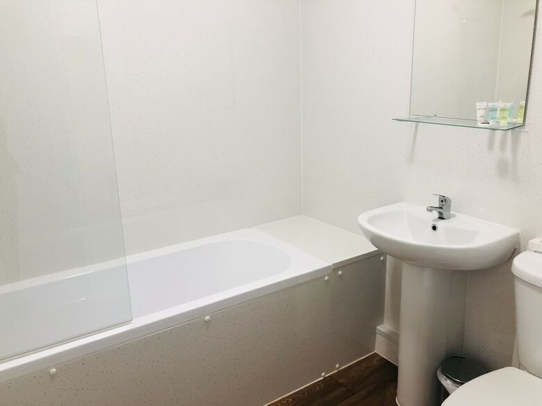 Showcase Apartments - Highcross House Apart Hotel