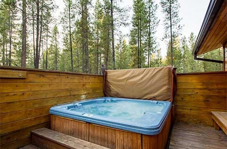 Cabana Woodland 2