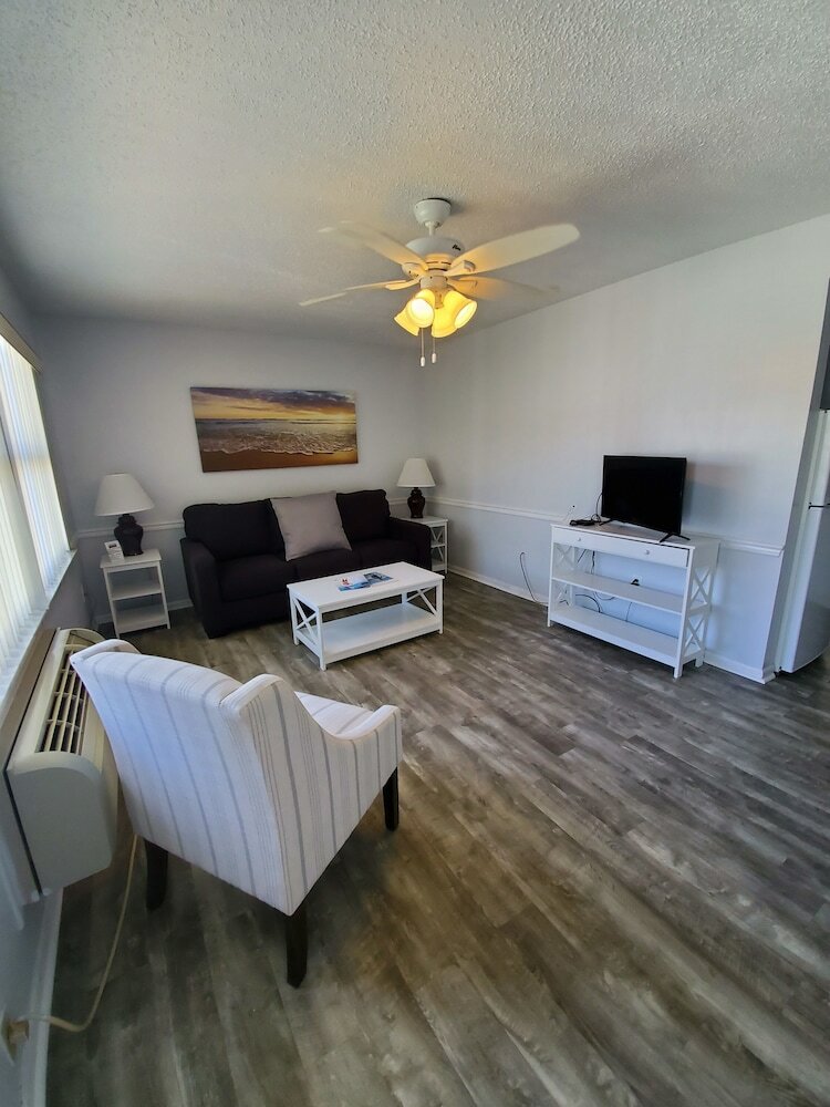 Coastal Waters Inn