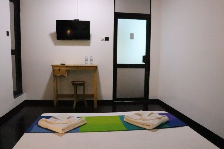 Hostal Miracle City Inn Hostel
