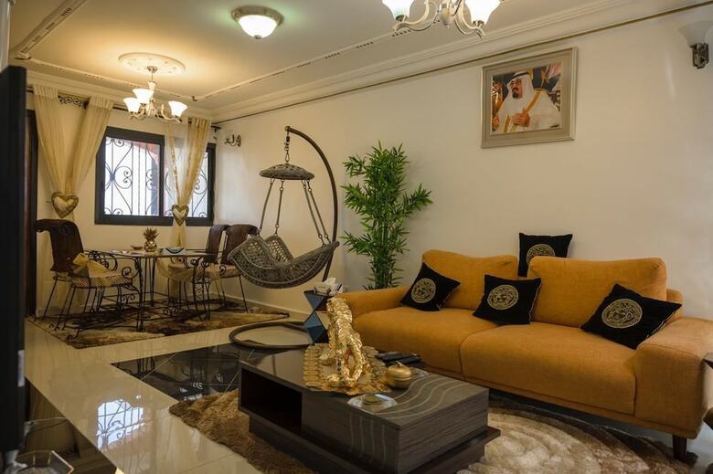 Apartamentos Monde Arabe Guest House