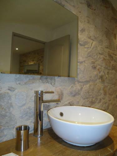 Bed & Breakfast Le Mas Des Mon�des