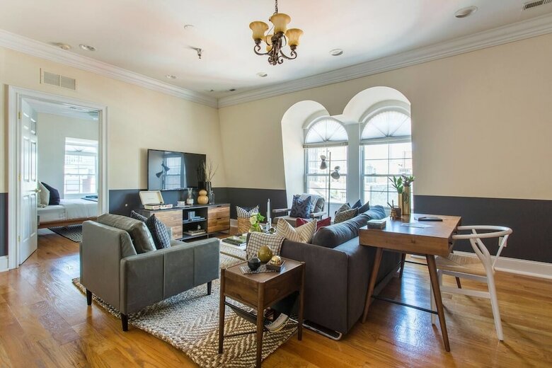 Central 2br Apt Near Independence Hall By Domio!