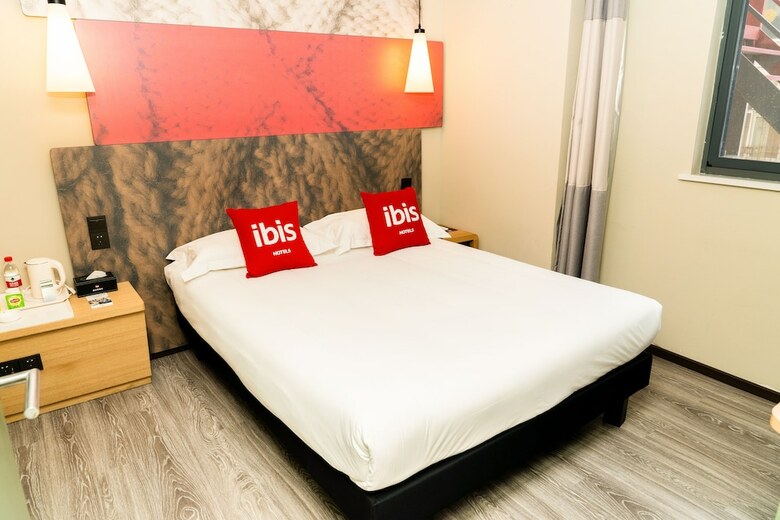 Ibis Hefei Pedestrian Street Hotel