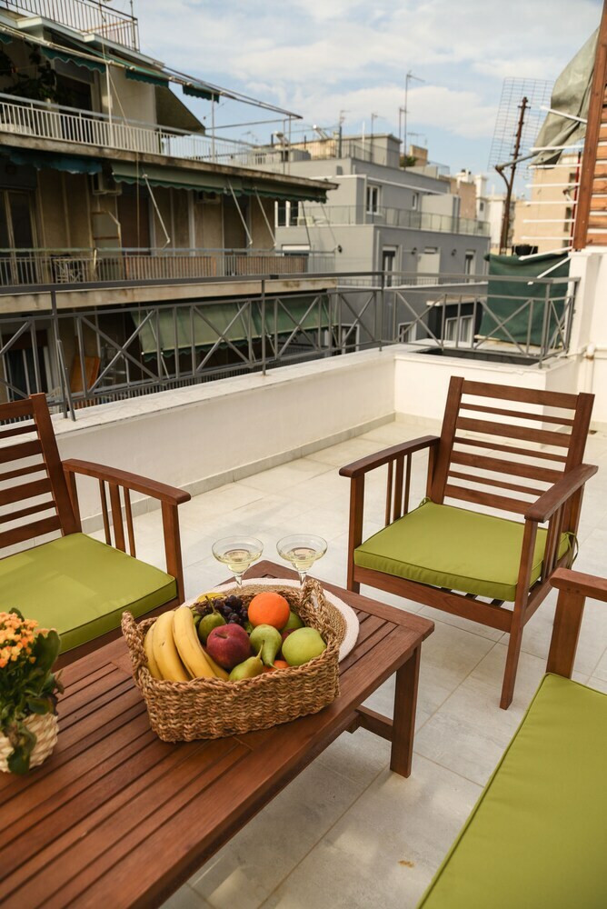 Hotel Tier Collection