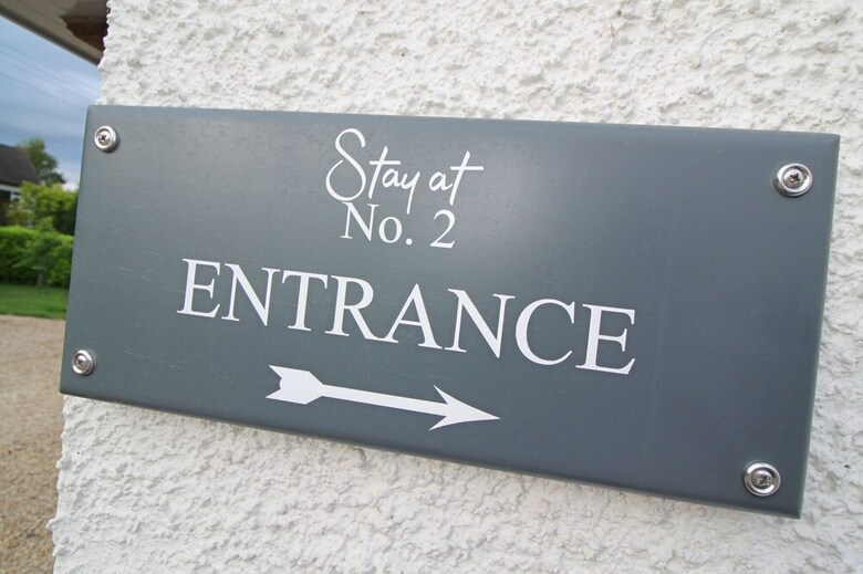 Bed & Breakfast Stay At No.2