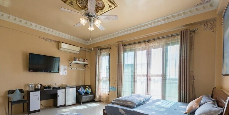 Hotel Whale's Homestay