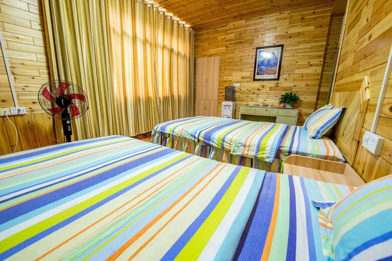 Posada On The Road Inn