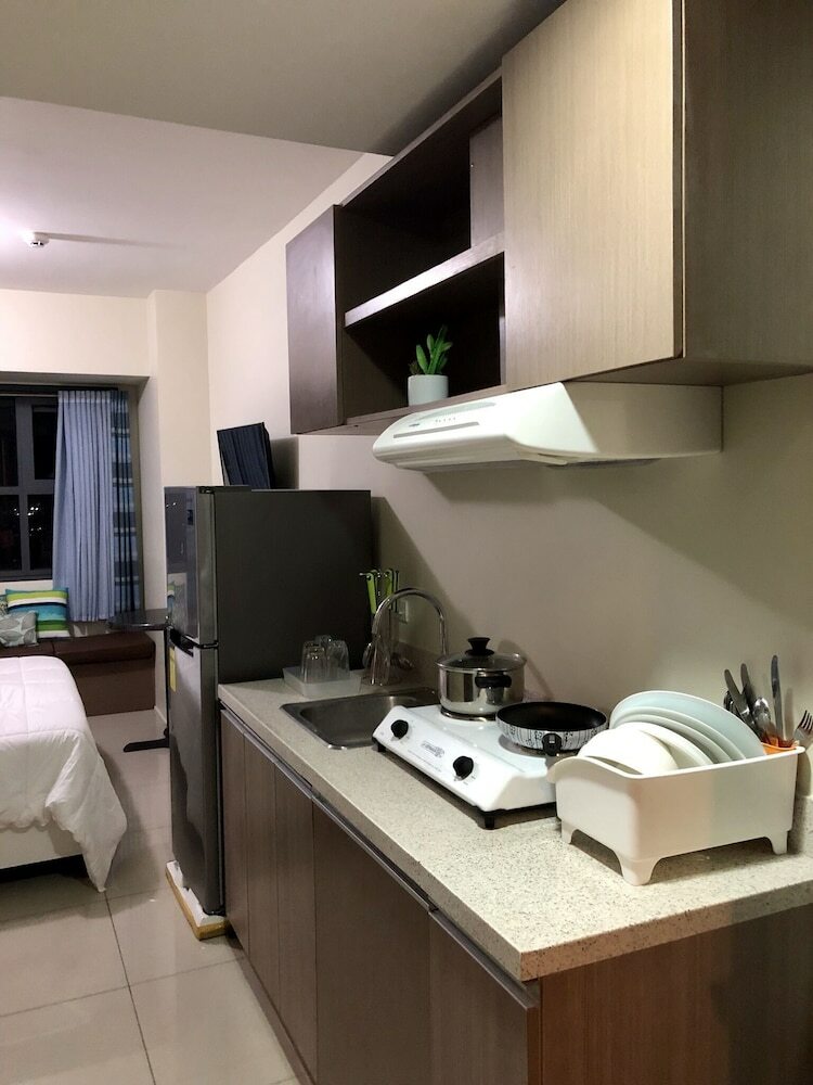 Cozy Furnished Rooms At Horizons 101