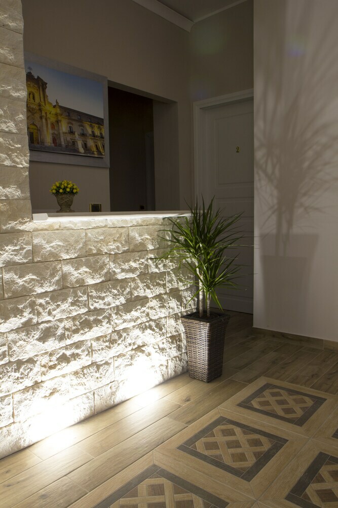 Home Syrakos B&B