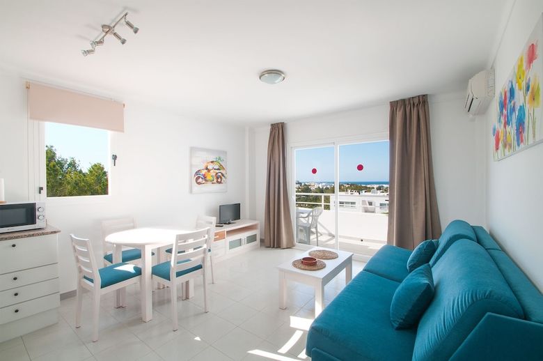 Aparthotel Sunset Oasis Ibiza- Adults Only