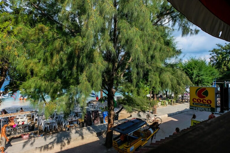 Hotel Oyo 997 Ocean 2 Bungalows
