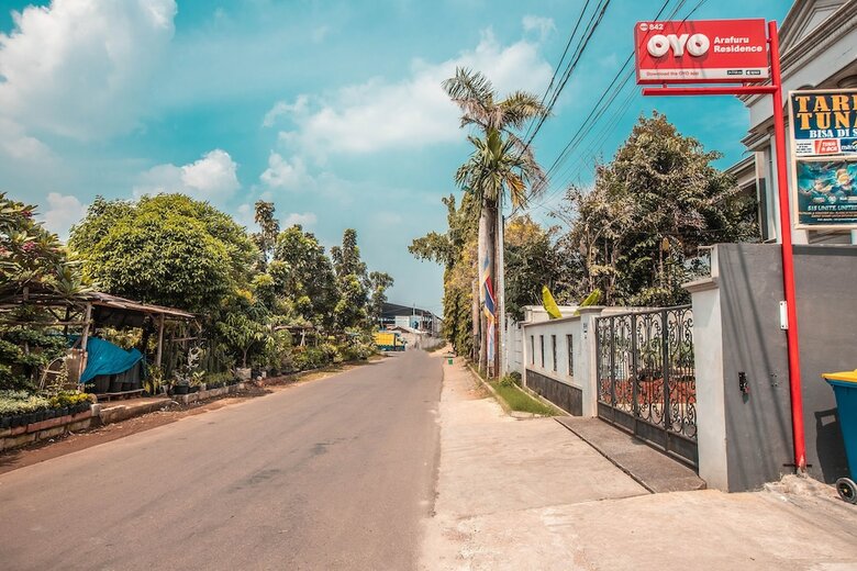Hotel Oyo 842 Arafuru Residence