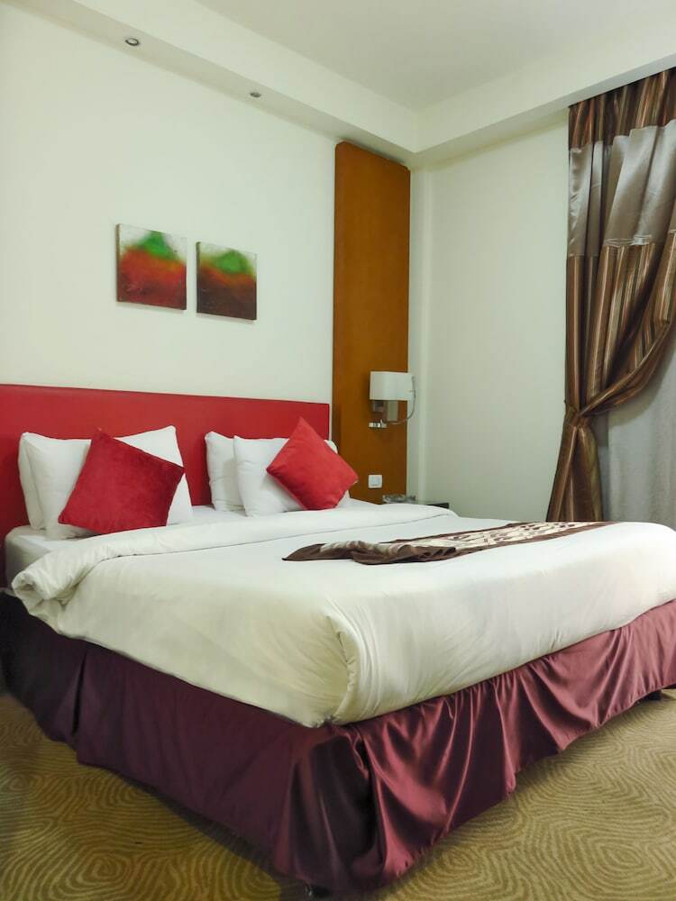 New Lamar Hotel