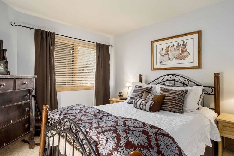 Cascades Townhomes Shasta 4