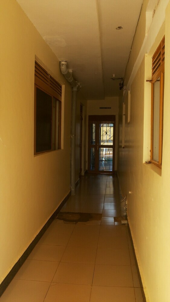 Lira Tasha Hotel