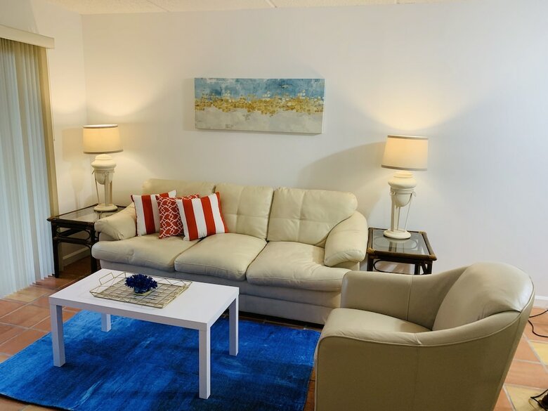 Beach Baby  Oceanside Condo St Augustine