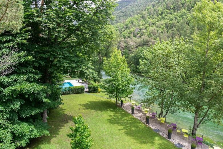 Hotel Grand H�tel De La Muse Et Du Rozier