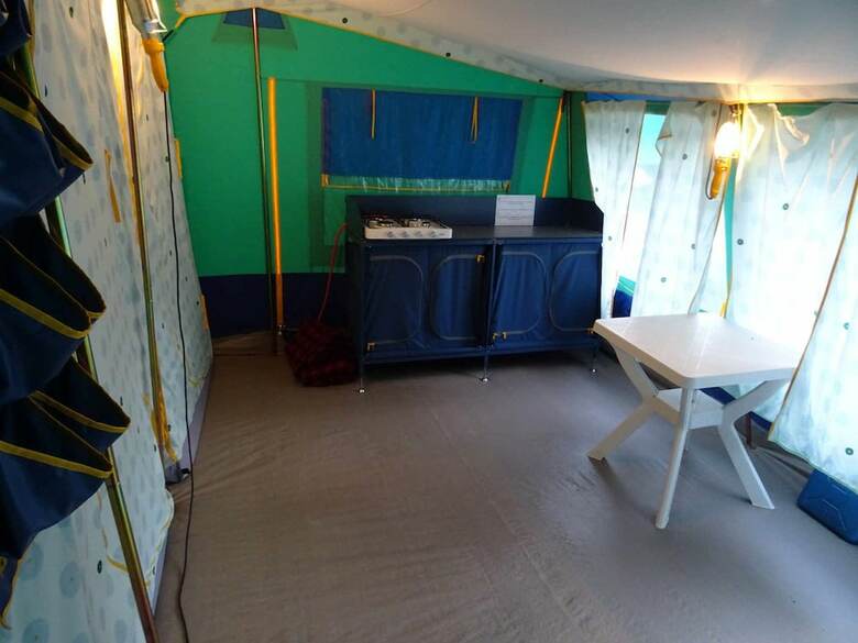 Camping Le Repaire - Tente Am�nag�e