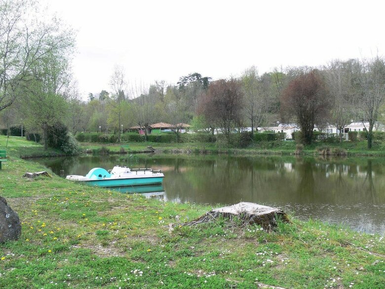 Camping Le Repaire - Tente Am�nag�e