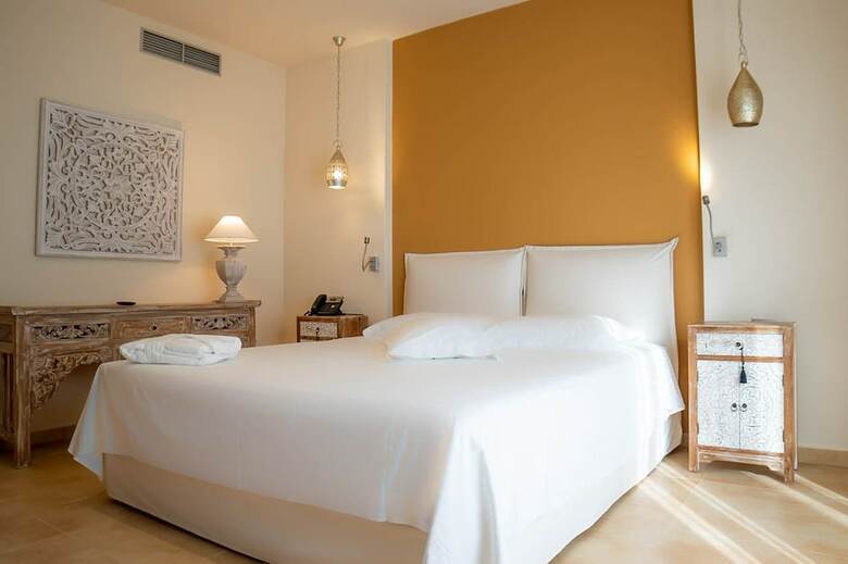 Elysian Luxury Hotel & Spa
