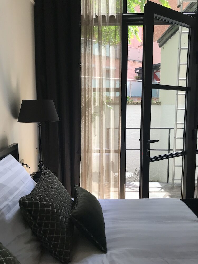 Bed & Breakfast B In Antwerp