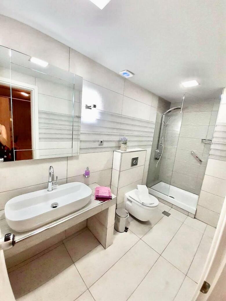 Apartamentos Avra Comfort Rooms
