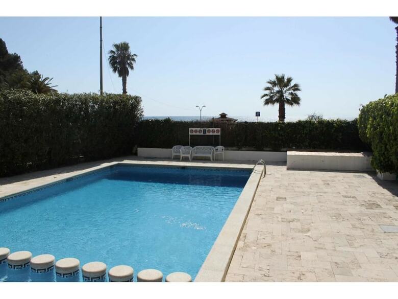 Apartamentos Girasol