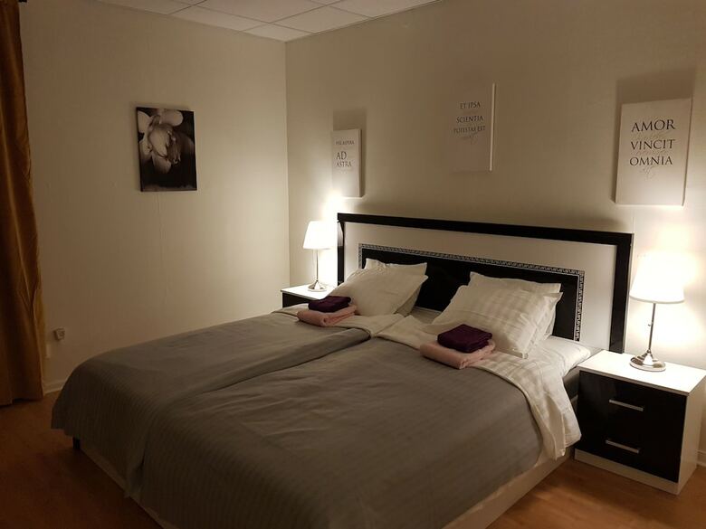 Hotell Skinnarg�rden