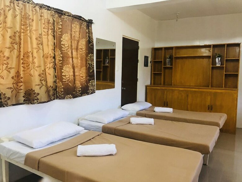 Hostal Pinpin Guesthouse - Hostel