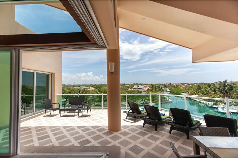 Gran Peninsula 3br Condo By Rmh