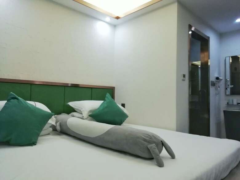 The Yuanjia Village Sky Hotel
