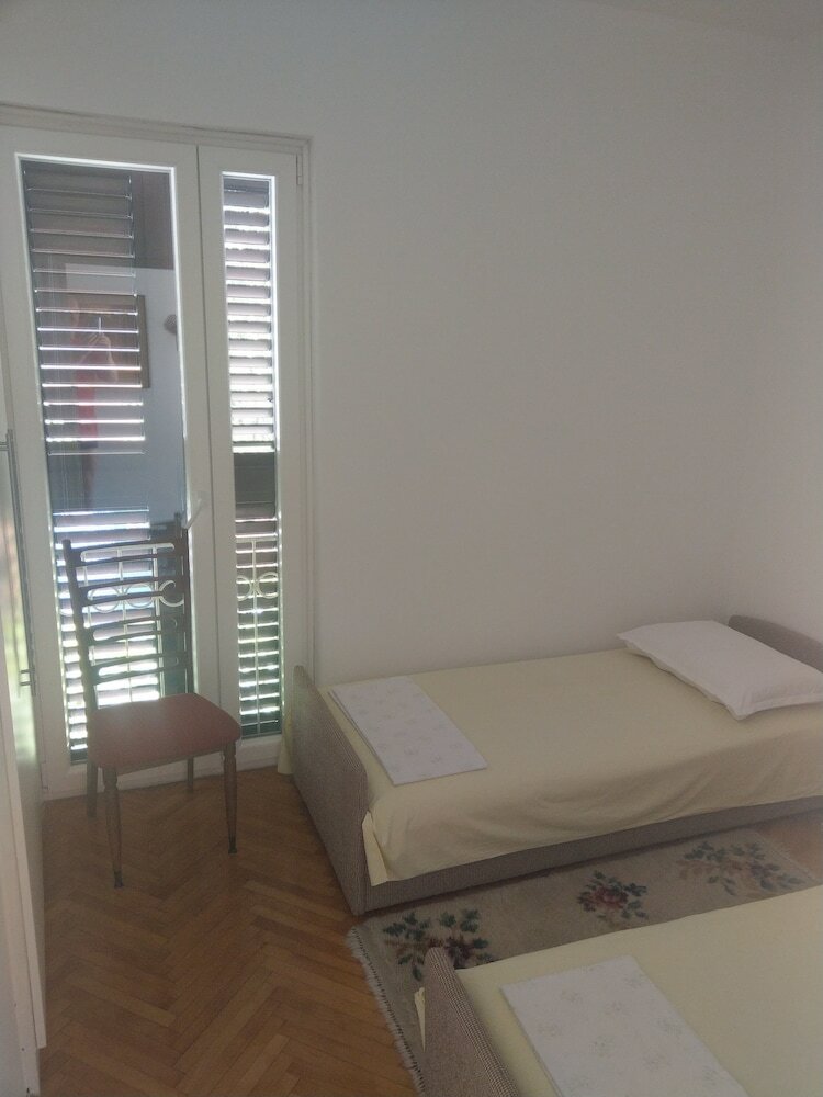 Apartments Danira