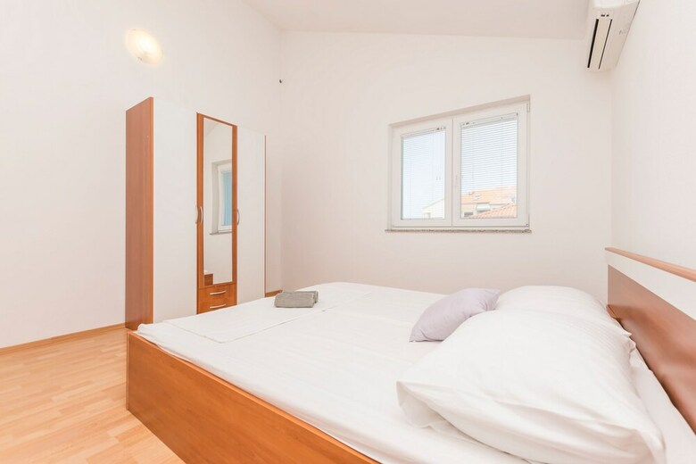 Apartments Rosanda