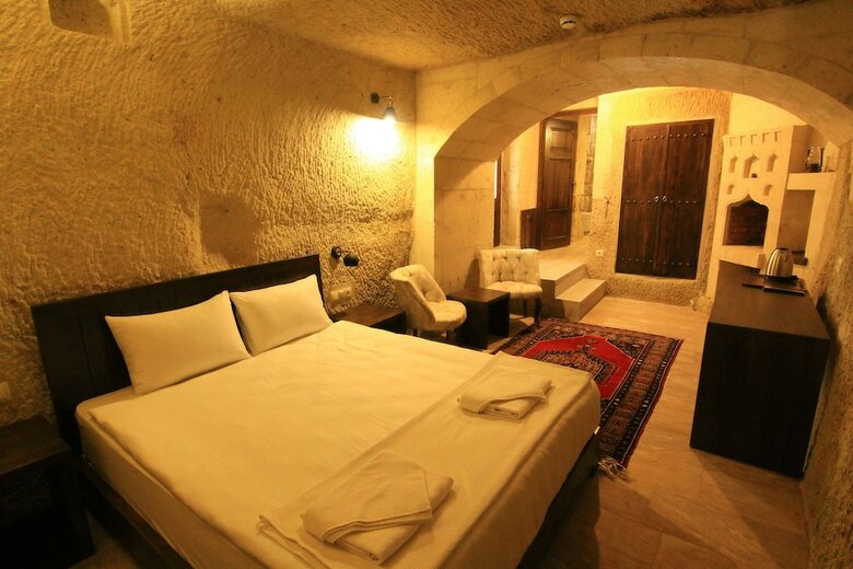 Hotel Tafana Cave & Stone Lodge