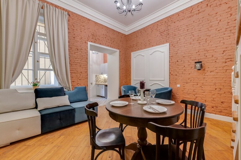 Colorspb Aparthotel Consular House