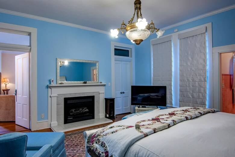 Bed & Breakfast Tolley House