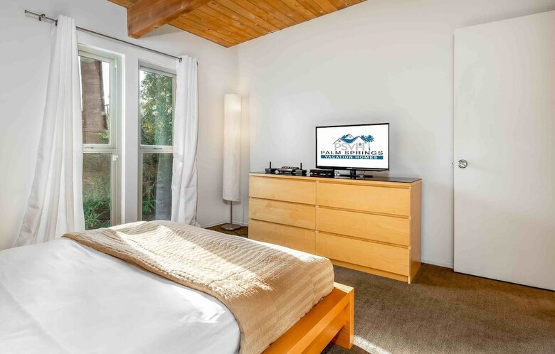 On The Rox Three Bedroom House