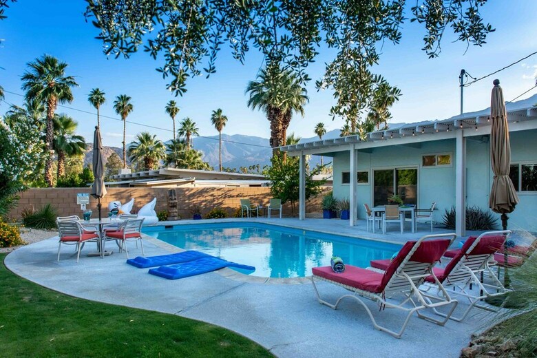 On The Rox Three Bedroom House