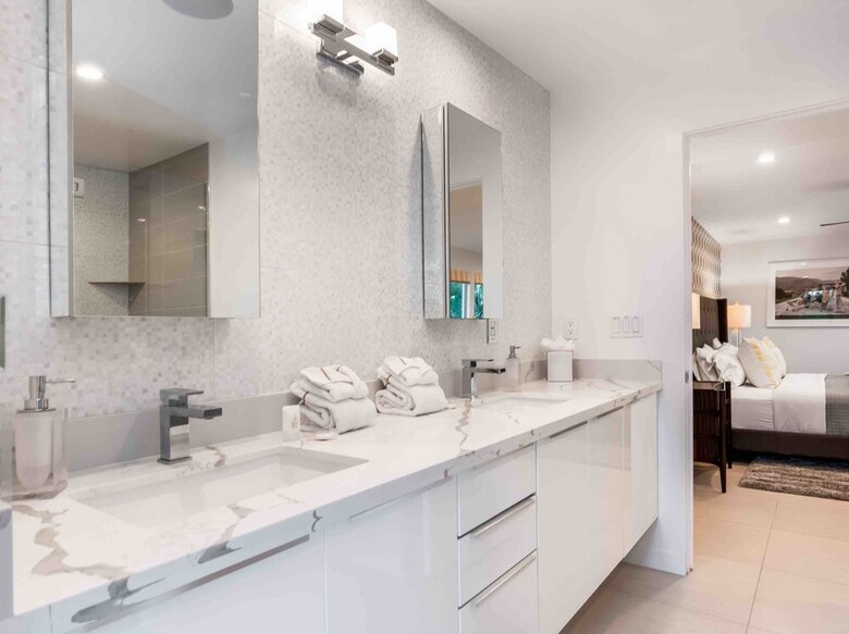 Ps Desert Indulgence Three-bedroom House