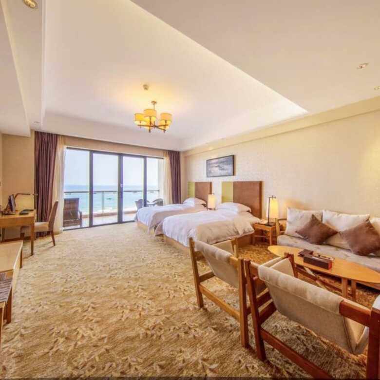 Days Hotel & Suites Yangjiang