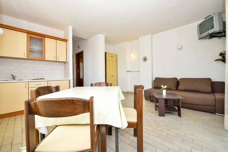 Apartments Villa Ana
