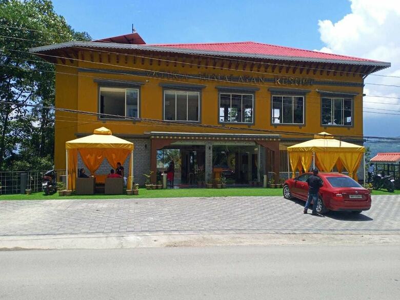 Hotel Vatika Himalayan Resort