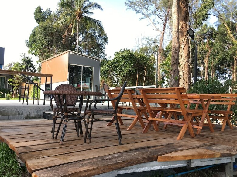 Hotel Blue Orchid Beach Krabi