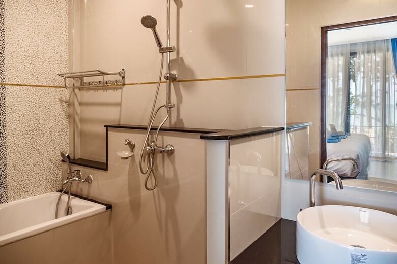 Hotel Blue Orchid Beach Krabi